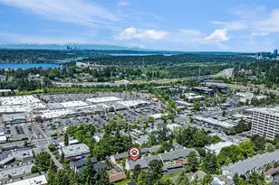 12840 SE 40th Ct, Bellevue, WA 98006 - Photo 3