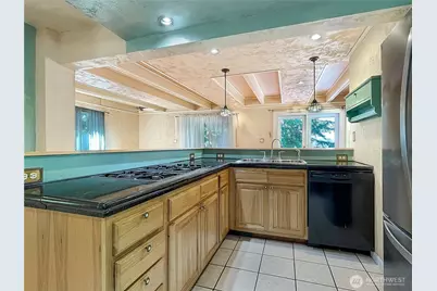 890 W Wynwood Drive, Shelton, WA 98584 - Photo 15