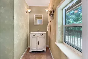 890 W Wynwood Dr, Shelton, WA 98584 - Photo 17