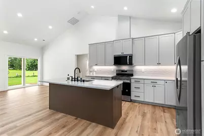 1204 E Georgia Lane, Everson, WA 98247 - Photo 5