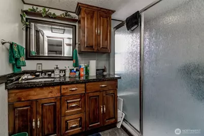 27716 Entwhistle Road E, Buckley, WA 98321 - Photo 23