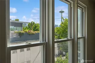 704 Warren Ave N, Seattle, WA 98109 - Photo 21