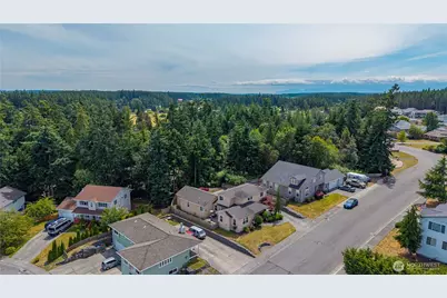 2140 SW Vista Park Drive, Oak Harbor, WA 98277 - Photo 35