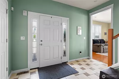 2140 SW Vista Park Drive, Oak Harbor, WA 98277 - Photo 3
