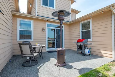 2140 SW Vista Park Drive, Oak Harbor, WA 98277 - Photo 29