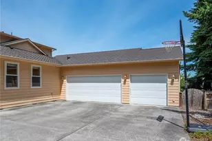 2140 SW Vista Park Dr, Oak Harbor, WA 98277 - Photo 31