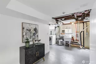 8607 15th Ave NE, Seattle, WA 98115 - Photo 29