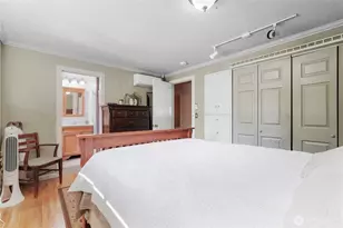 2120 Seaview Street W, University Place, WA 98466 - Photo 15