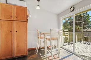 2120 Seaview Street W, University Place, WA 98466 - Photo 9