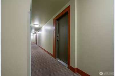 1550 Eastlake Avenue E #201, Seattle, WA 98102 - Photo 17