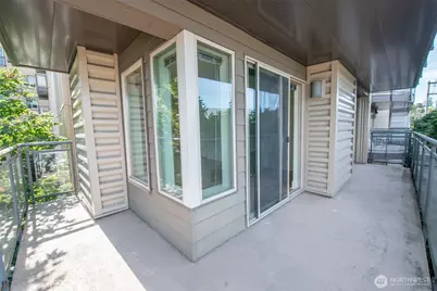 1550 Eastlake Avenue E #201, Seattle, WA 98102 - Photo 1