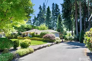 10425 SE 22nd St, Bellevue, WA 98004 - Photo 7