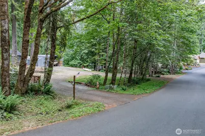 31 N Fawn Drive, Hoodsport, WA 98548 - Photo 3