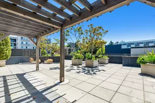 745 Bellevue Ave E, Seattle, WA 98102 - Photo 35