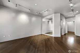 745 Bellevue Ave E, Seattle, WA 98102 - Photo 29