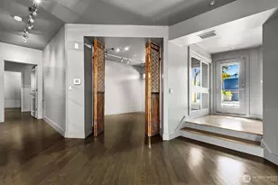 745 Bellevue Ave E, Seattle, WA 98102 - Photo 21