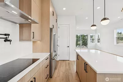 18805 99th Court NE #E, Bothell, WA 98011 - Photo 11