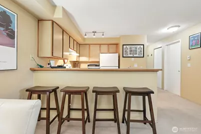 29 Etruria Street #B405, Seattle, WA 98109 - Photo 9