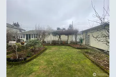 313 NE 185th Street #Lower, Shoreline, WA 98155 - Photo 23