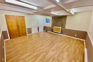 313 NE 185th St, Shoreline, WA 98155 - Photo 3