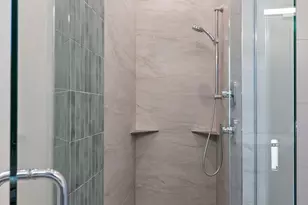 2921 Franklin Ave E, Seattle, WA 98102 - Photo 23