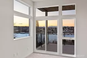 2921 Franklin Ave E, Seattle, WA 98102 - Photo 17