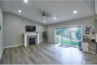 701 Myers Street SE, Rainier, WA 98576 - Photo 3