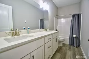 701 Myers St SE, Rainier, WA 98576 - Photo 21