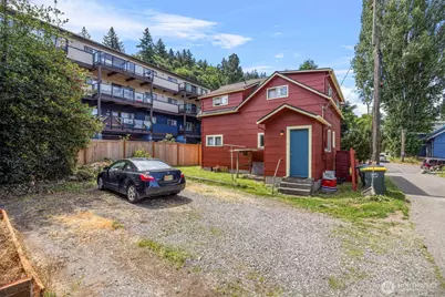 615 E Myrtle Street, Bellingham, WA 98225 - Photo 23