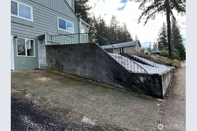 1663 Harrison Avenue SE, Port Orchard, WA 98366 - Photo 1