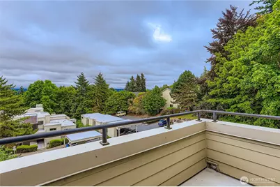 7435 Old Redmond Rd #325, Redmond, WA 98052 - Photo 5