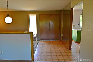 113 19th Ave SE, Puyallup, WA 98372 - Photo 5