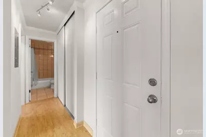 15146 65th Avenue S #518, Tukwila, WA 98188 - Photo 9