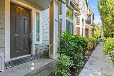 442 Tacoma Place NE, Renton, WA 98056 - Photo 1