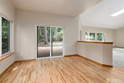 6301 Sahalee Court, Clinton, WA 98236 - Photo 17