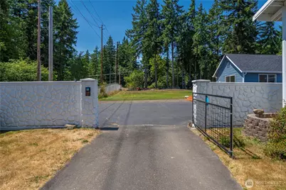 1922 NE Fir Street, Keyport, WA 98345 - Photo 33