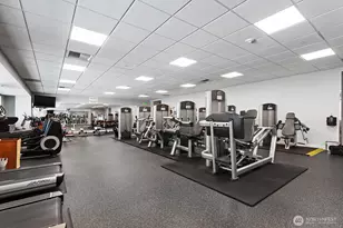 910 Lenora St, Seattle, WA 98121 - Photo 35