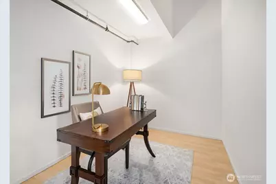 2400 8th Avenue N #2, Seattle, WA 98109 - Photo 17