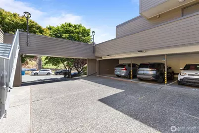 2219 14th Avenue W #405, Seattle, WA 98119 - Photo 35