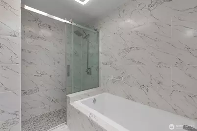 2219 14th Avenue W #405, Seattle, WA 98119 - Photo 23