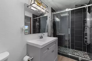 2219 14th Ave W, Seattle, WA 98119 - Photo 33