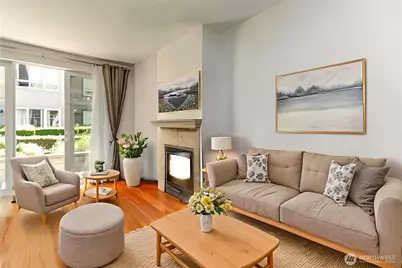 1840 25th Avenue NE #204, Issaquah, WA 98029 - Photo 3