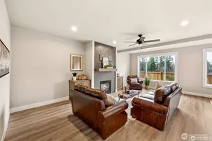 17232 74th Ave Ct E, Puyallup, WA 98375 - Photo 9