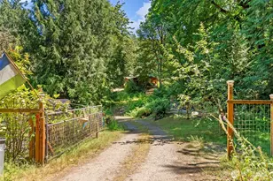 8817 Clearwater Ln SE, Port Orchard, WA 98367 - Photo 3