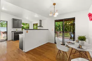 781 NE Woods Pl, Bremerton, WA 98311 - Photo 11