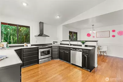 781 NE Woods Place, Bremerton, WA 98311 - Photo 7