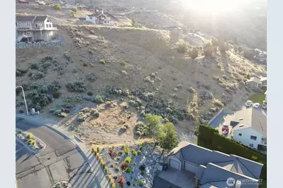 210 Crystal View Drive, Chelan, WA 98816 - Photo 13