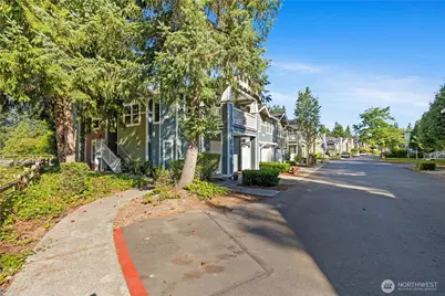 10500 NE 221st Lane #202, Redmond, WA 98053 - Photo 35