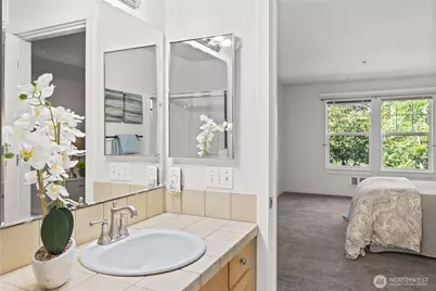 10500 NE 221st Lane #202, Redmond, WA 98053 - Photo 23