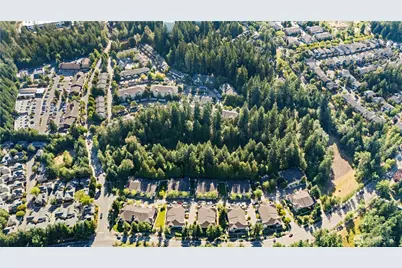 10500 NE 221st Lane #202, Redmond, WA 98053 - Photo 39